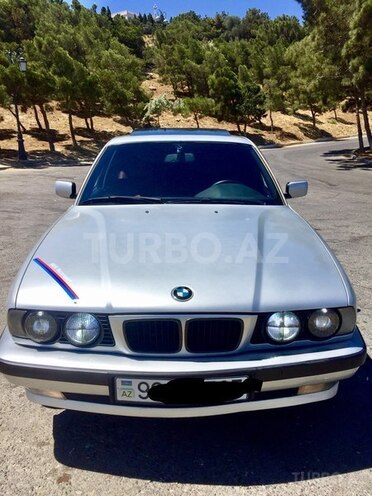 BMW 525 1994, 255,000 km - 2.5 l - Bakı