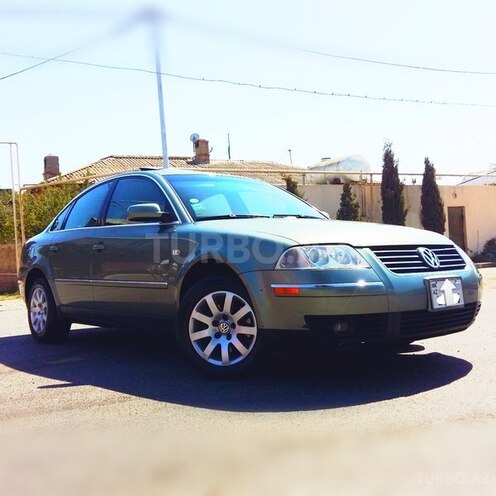 Volkswagen Passat 2002, 260,000 km - 1.8 l - Bakı