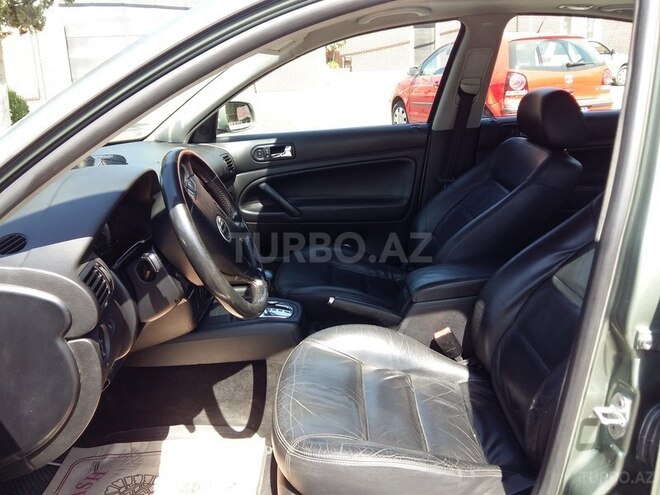 Volkswagen Passat 2002, 260,000 km - 1.8 l - Bakı