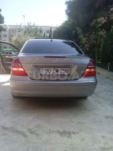 Mercedes E 280 2005, 270,000 km - 3.0 l - Bakı
