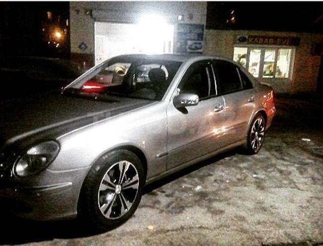 Mercedes E 280 2005, 270,000 km - 3.0 l - Bakı