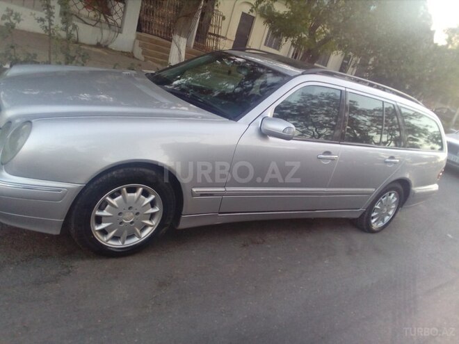 Mercedes E 220 2001, 320,000 km - 2.2 l - Bakı