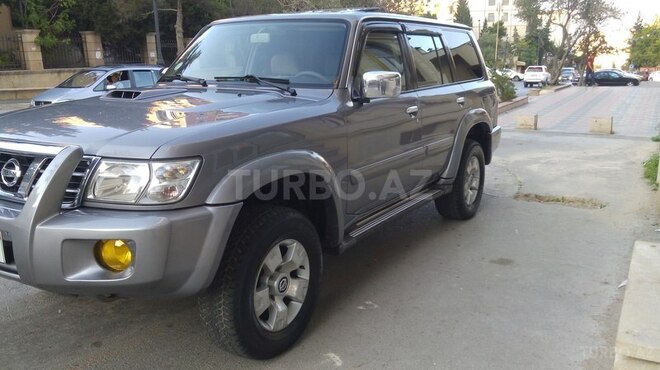 Nissan Patrol 2004, 422,000 km - 3.0 l - Bakı