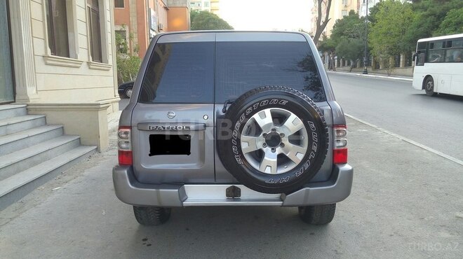 Nissan Patrol 2004, 422,000 km - 3.0 l - Bakı