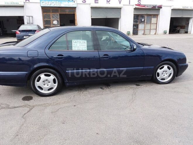 Mercedes E 220 1999, 400,000 km - 2.2 л - Sumqayıt