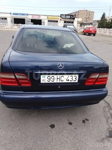 Mercedes E 220 1999, 400,000 km - 2.2 л - Sumqayıt