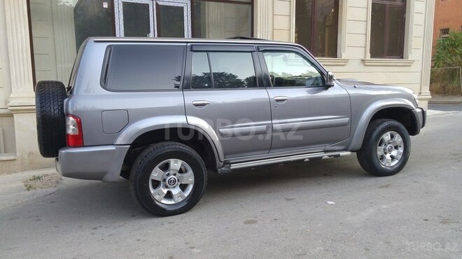 Nissan Patrol 2004, 422,000 km - 3.0 l - Bakı