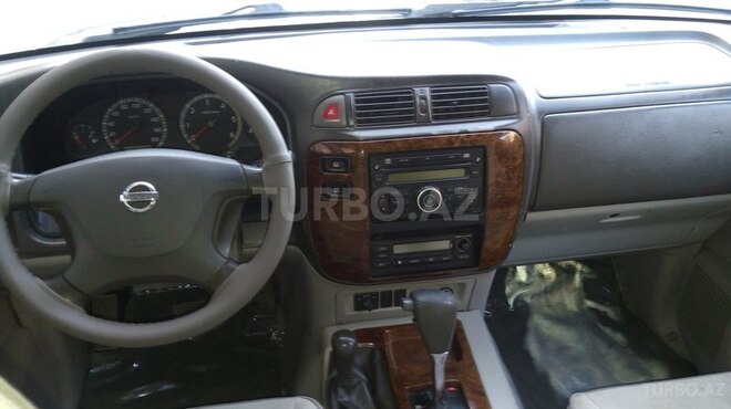 Nissan Patrol 2004, 422,000 km - 3.0 l - Bakı