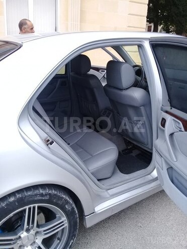Mercedes E 200 2000, 230,000 km - 2.0 l - Şamaxı