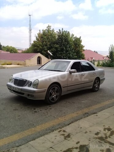 Mercedes E 200 2000, 230,000 km - 2.0 l - Şamaxı