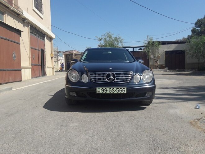 Mercedes E 220 2003, 300,000 km - 2.2 l - Bakı