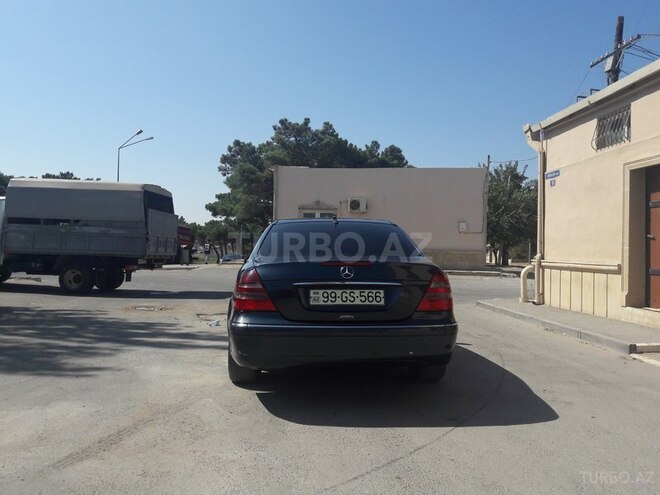 Mercedes E 220 2003, 300,000 km - 2.2 l - Bakı