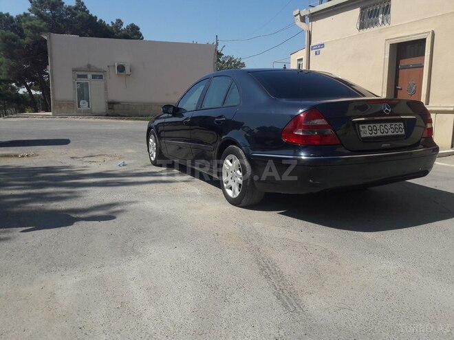 Mercedes E 220 2003, 300,000 km - 2.2 l - Bakı