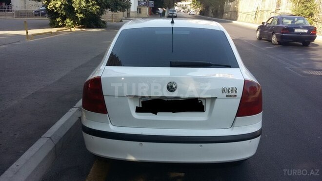 Skoda Octavia 2008, 246,000 km - 1.6 л - Bakı