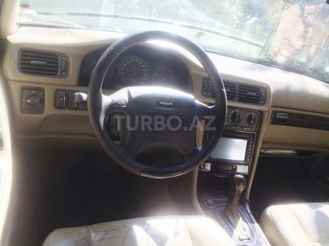 Volvo  1998, 156,000 km - 2.5 l - Bakı