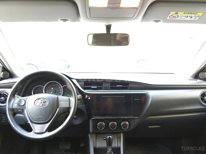 Toyota Corolla 2016, 13,000 km - 1.6 л - Bakı