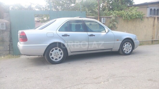 Mercedes C 180 1995, 30,000 km - 1.8 l - Masallı
