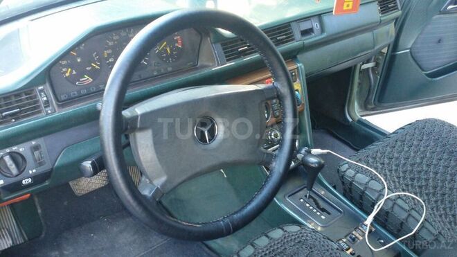 Mercedes E 230 1989, 410,000 km - 2.3 l - Bakı