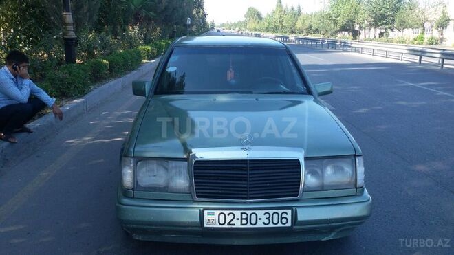 Mercedes E 230 1989, 410,000 km - 2.3 l - Bakı