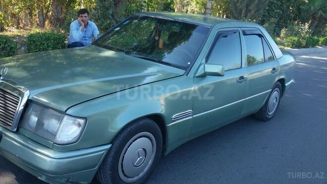 Mercedes E 230 1989, 410,000 km - 2.3 l - Bakı