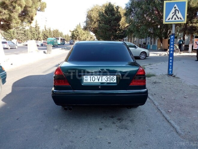 Mercedes C 230 1997, 290,000 km - 2.3 l - Sumqayıt
