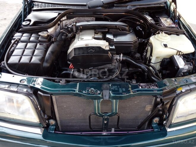 Mercedes C 230 1997, 290,000 km - 2.3 l - Sumqayıt