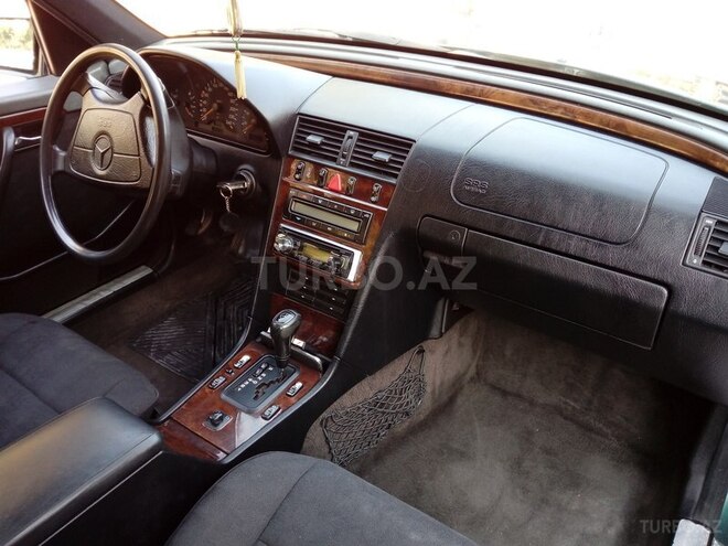Mercedes C 230 1997, 290,000 km - 2.3 l - Sumqayıt