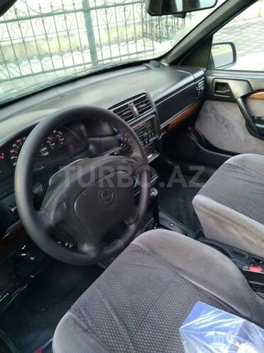Opel Vectra 1995, 30,000 km - 2.0 л - Bakı
