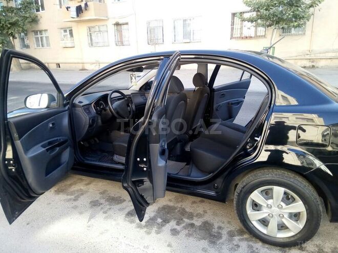 Kia Rio 2011, 1,004,000 km - 0.1 l - Bakı