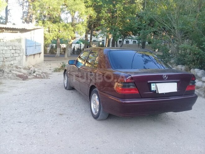 Mercedes C 180 1998, 231,000 km - 1.8 l - Sumqayıt