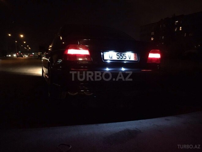 BMW 528 1996, 200,000 km - 2.8 l - Sumqayıt