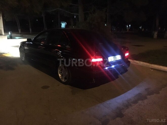 BMW 528 1996, 200,000 km - 2.8 l - Sumqayıt