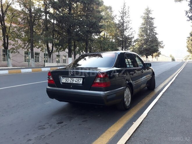 Mercedes C 250 1994, 500,000 km - 2.5 l - Zaqatala