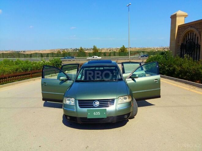 Volkswagen Passat 2002, 260,000 km - 1.8 l - Bakı