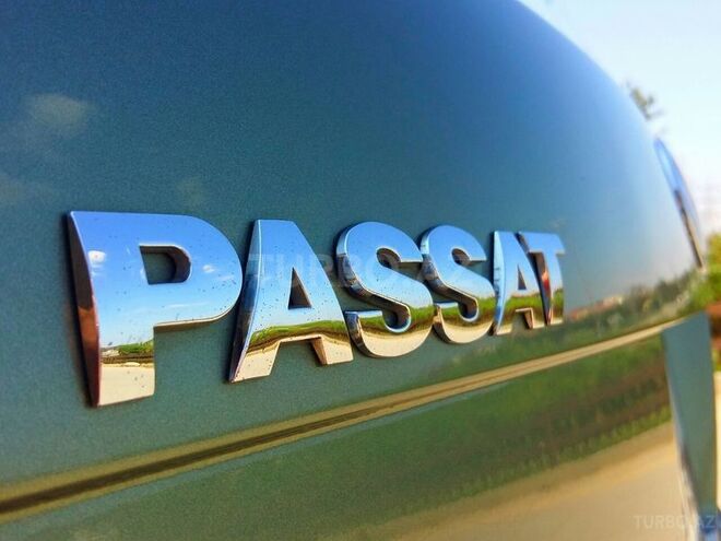 Volkswagen Passat 2002, 260,000 km - 1.8 l - Bakı