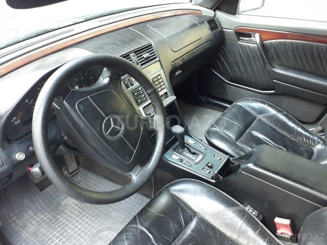 Mercedes C 250 1994, 500,000 km - 2.5 l - Zaqatala