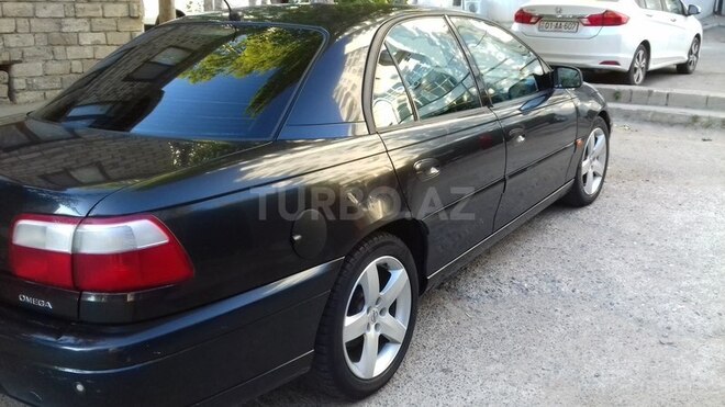 Opel Omega 2001, 380,000 km - 2.5 l - Bakı