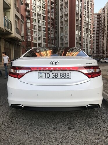 Hyundai Grandeur 2015, 10,500 km - 3.0 л - Bakı