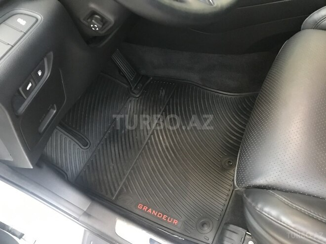 Hyundai Grandeur 2015, 10,500 km - 3.0 л - Bakı