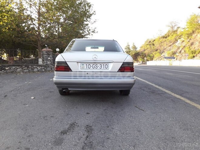 Mercedes E 300 1994, 59,200 km - 3.0 l - Qəbələ