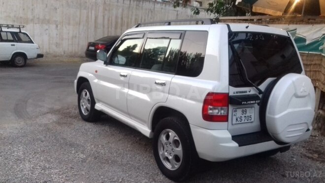 Mitsubishi Pajero io 2001, 152,000 km - 2.0 l - Bakı