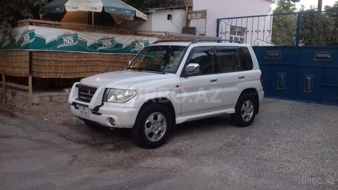 Mitsubishi Pajero io 2001, 152,000 km - 2.0 l - Bakı