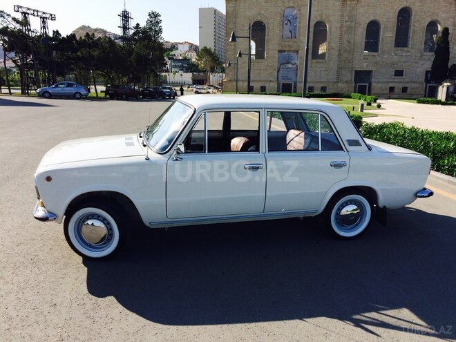 LADA (VAZ) 21011 1980, 295,000 km - 1.5 л - Bakı
