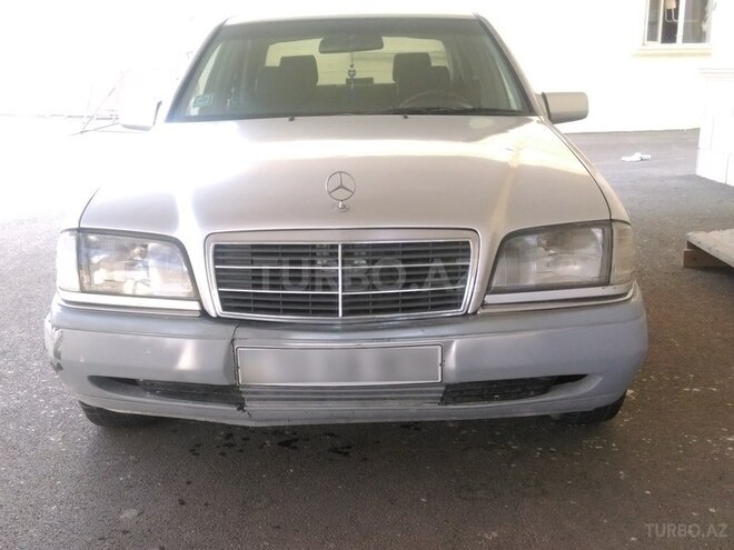 Mercedes C 230 1994, 136,000 km - 2.2 л - Bakı