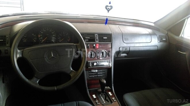 Mercedes C 230 1994, 136,000 km - 2.2 л - Bakı