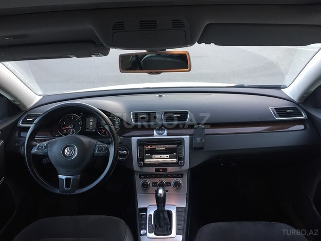 Volkswagen Passat 2014, 48,000 km - 1.8 l - Bakı