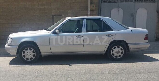 Mercedes E 200 1994, 325,846 km - 2.0 l - Bakı