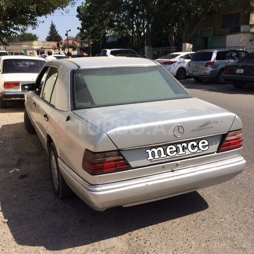Mercedes E 200 1994, 325,846 km - 2.0 l - Bakı