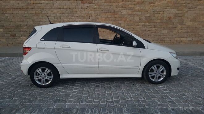Mercedes B 170 2011, 34,000 km - 1.7 l - Bakı