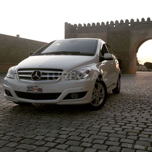 Mercedes B 170 2011, 34,000 km - 1.7 l - Bakı